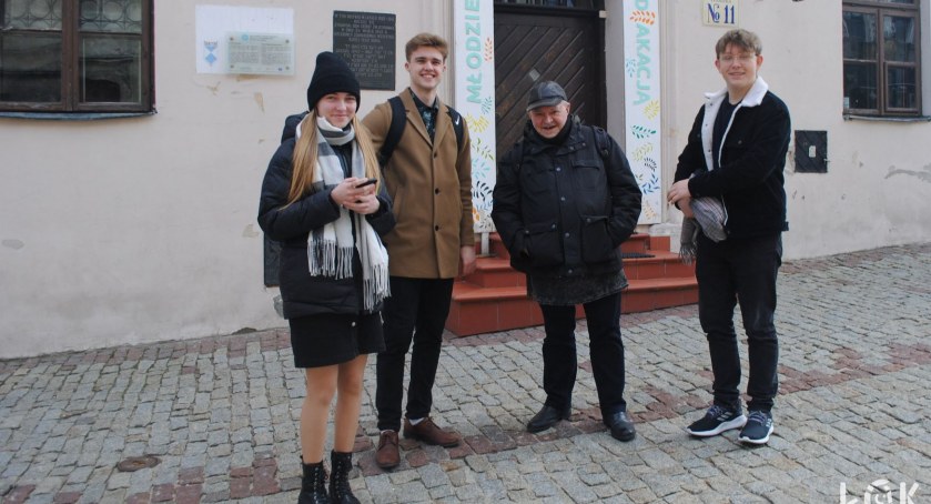 Sukcesy recytatorów ŁOK w 41. Wojewódzkim Konkursie Recytatorskim Poezji Józefa Czechowicza
