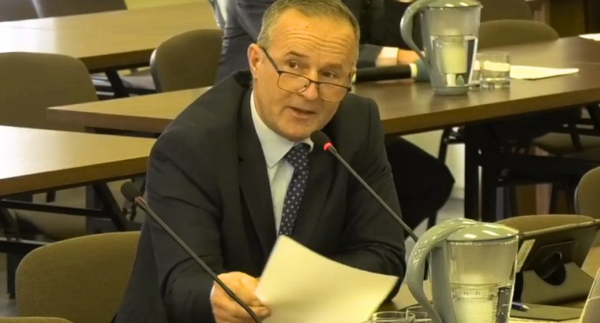 Radny z Łukowa chce by remontem ul. Stodolnej zajął się prokurator!