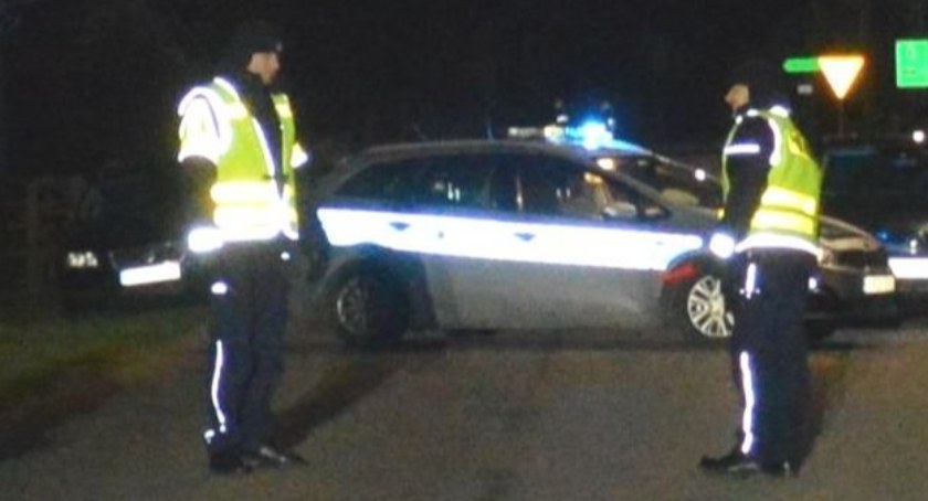 Nie żyje pieszy potrącony przez auto. Zatrzymano 23- latka! 