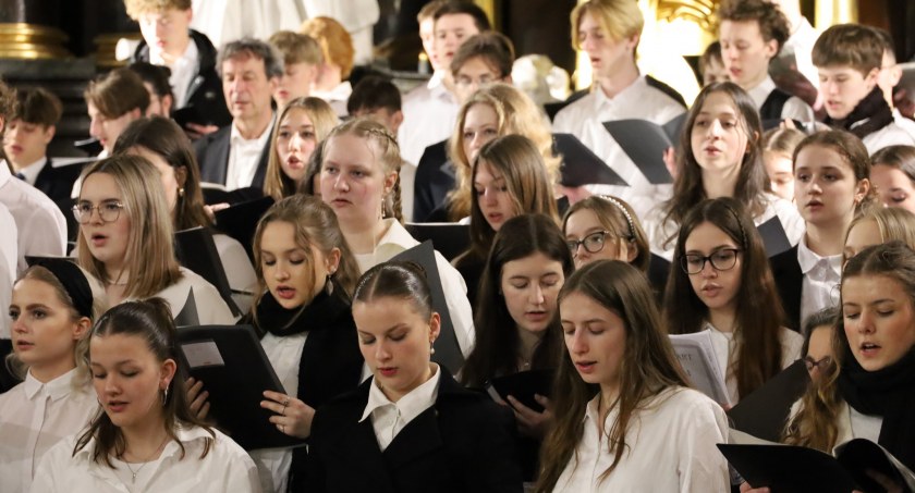 Międzynarodowy koncert Requiem Wolfganga Amadeusza Mozarta w Łukowie (WIDEO)