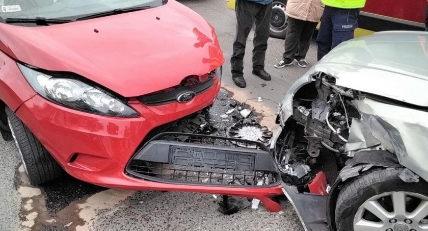 Wypadek. Troje dzieci w szpitalu (ZDJĘCIA) 