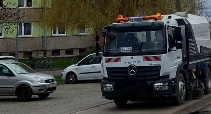 Wielkie sprzątanie Łukowa na wioskę. Zobacz co robi ZDM (ZDJĘCIA)