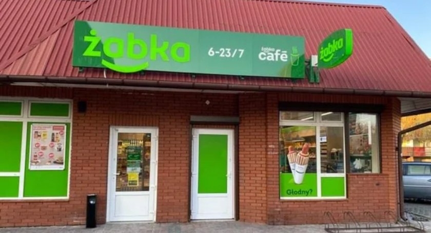 Sieć Żabka chce zwiększenia liczby punktów sprzedaży alkoholu w Łukowie! Kto jest za? 