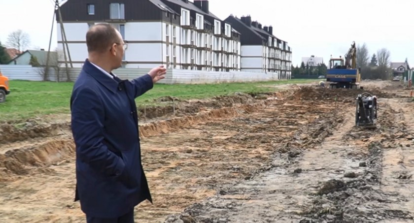 Duża inwestycja miasta. W Łukowie powstają nowe ulice (WIDEO)