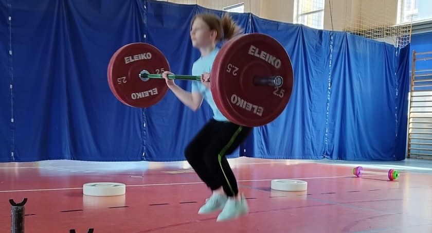 Lena Śledź i Lena Olender  z Olimpijczyka Łuków wystartowały w wielobojach atletycznych!