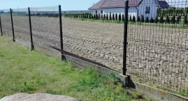 Wstyd w Sarnowie. Ktoś zdewastował i zanieczyścił te&hellip;
