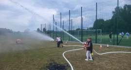 Nauczyciele na parkiecie, strażacy w akcji! Tak Sarn&hellip;