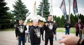 Żywe świadectwo wiary na ulicach Łukowa: Wojownicy M&hellip;