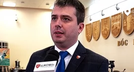 Rekordowe miliony dla Łukowa i polityczny zgrzyt na &hellip;