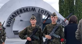 Dumne absolwentki z Radoryża Smolanego złożyły przys&hellip;