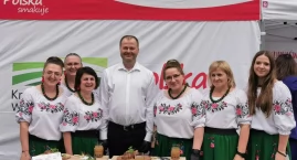 KGW „Sosenki” z Nowego Stanina podbija Puławy! Serce i pasja na talerzu w Parku Czartoryskich