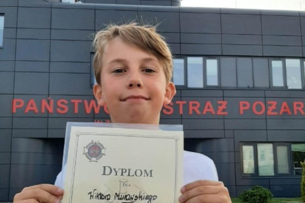 Czwartoklasista z SP 5 w Żninie imponuje. Otarł się o krajowy finał turnieju wiedzy pożarniczej