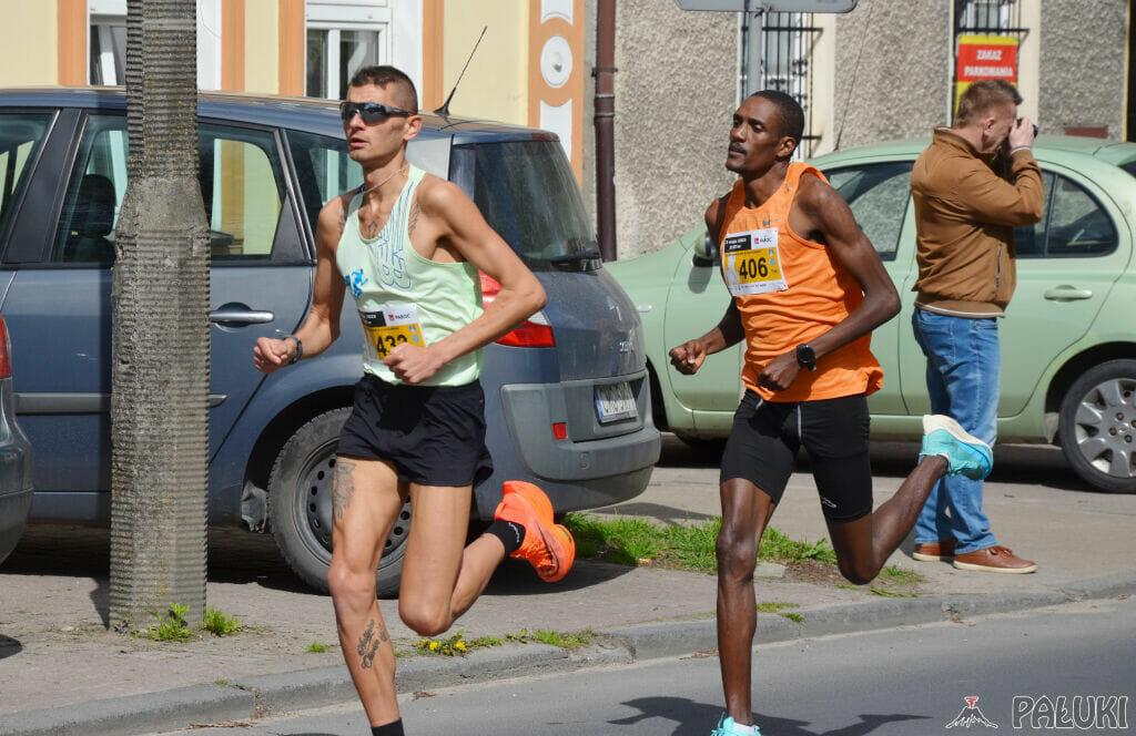 3 sekundy zdecydowały o wygraniu półmaratonu z Mogilna do Trzemeszna
