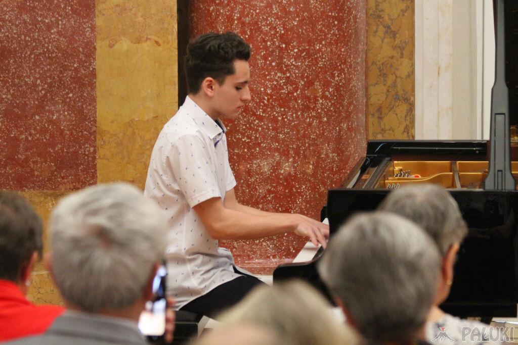 Koncert Damiana Leśniewskiego - kompozycje własne i klasyka muzyki poważnej