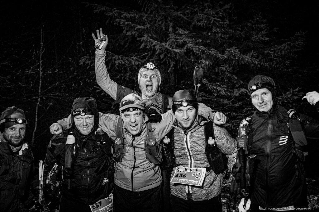 Twardzi zawodnicy z Barcina i Janowca Wielkopolskiego pokonali 150 km biegiem po górach (zdjęcia)