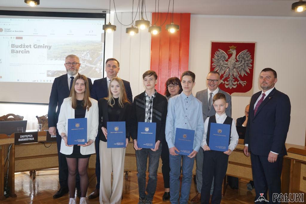Laury na konkursach, gratulacje od władz Barcina