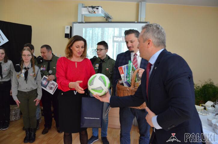 Mogilno: wojewoda Mikołaj Bogdanowicz uczestniczył w obchodach katyńskich (zdjęcia)