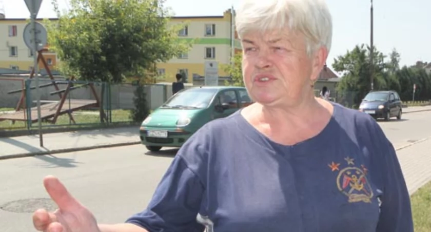 Posesje zalewa deszcz a właścicieli krew