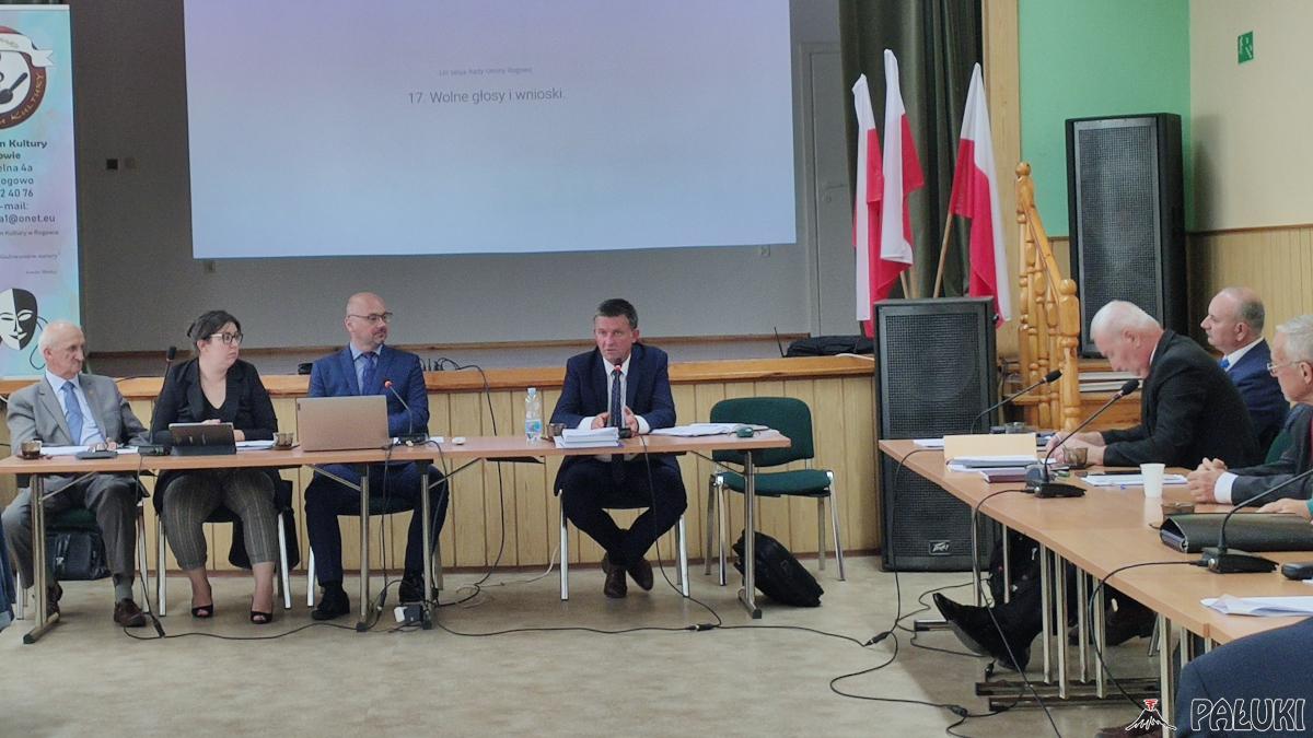 Wotum zaufania i absolutorium dla wójta gminy Rogowo