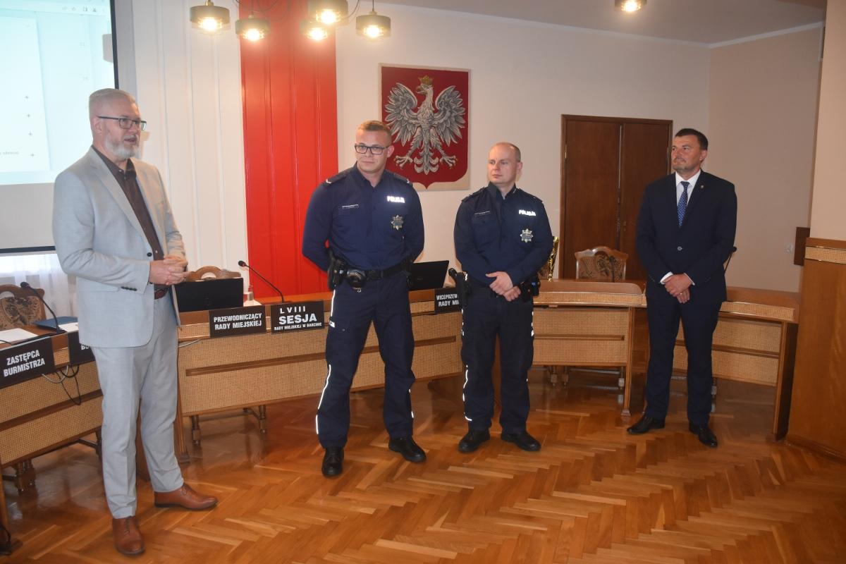 Sierżant Dawid Głowacki nagrodzony. Pomagał podczas tragicznego pożaru w Mamliczu