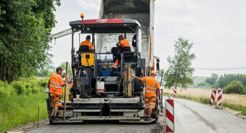 Szczęśliwa trzynastka dla dróg wojewódzkich. 13 lipca spotkanie i początek przebudowy drogi Łabiszyn - Barcin