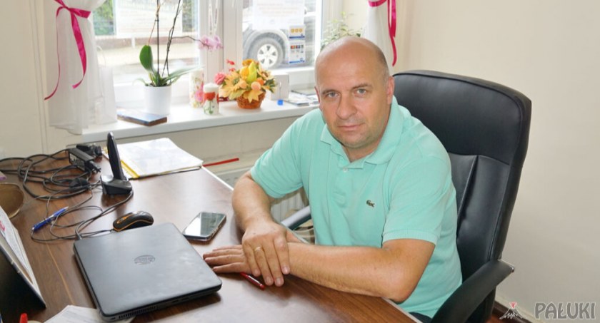 ŻDK: Artur Krajewski wygodniej siada w służbowym fotelu. Dostał umowę na 3 lata