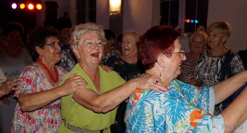Tak się bawią seniorzy w Żninie! II edycja Disco Senior w ŻDK (galeria) 