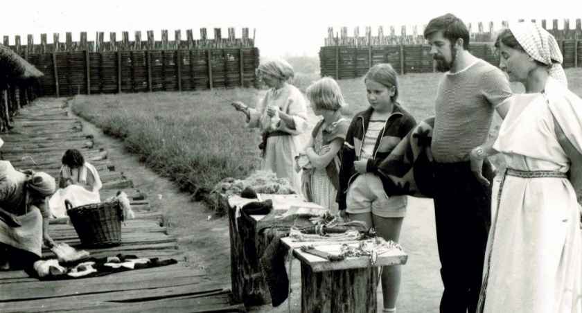 Człowiek i środowisko w przeszłości - program I Festynu Archeologicznego, Biskupin 1995 (1)