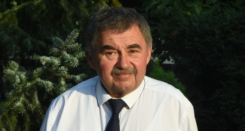 Niech Starosta i Burmistrz oddadzą samochody służbowe do dyspozycji mieszkańców