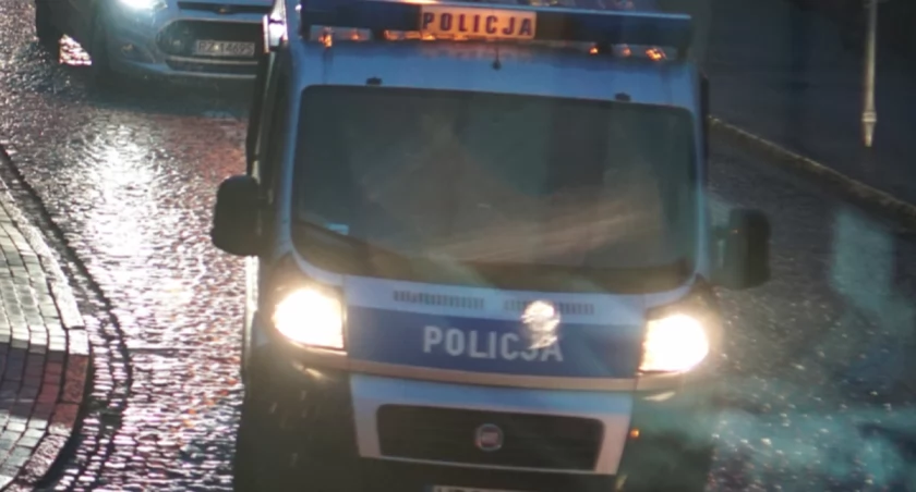 Nie miał prawka, wpadł w Barcinie