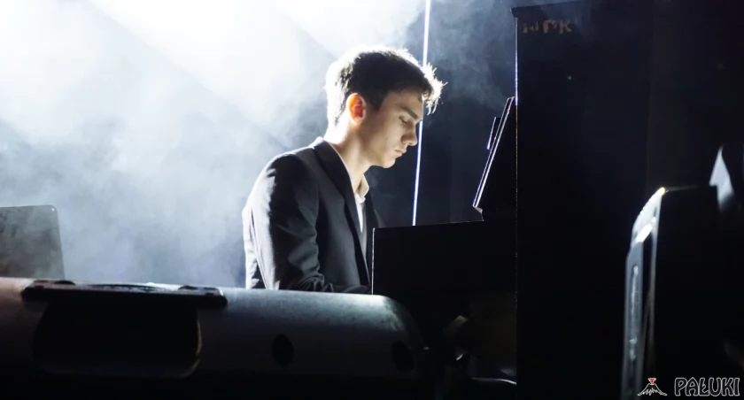 Wieczór poetycko-muzyczny Księga życia w Gminnym Domu Kultury w Rogowie (wideo + zdjęcia)
