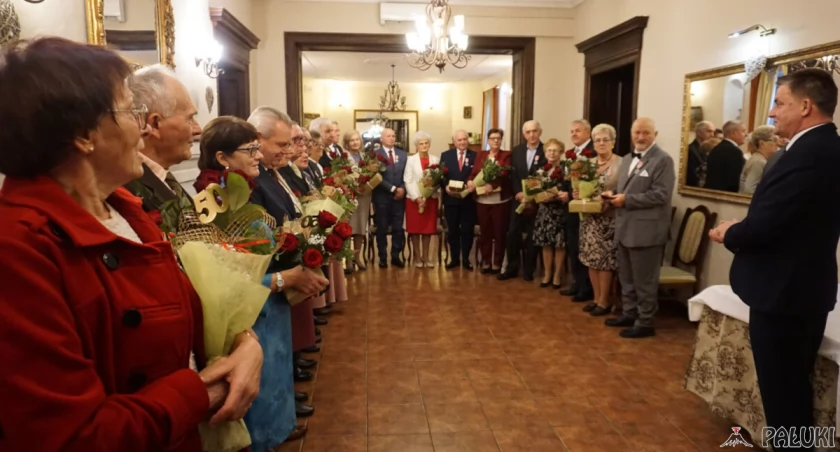 Zgoda, zrozumienie i miłość to ich przepis na szczęśliwe małżeństwo (wideo + zdjęcia)