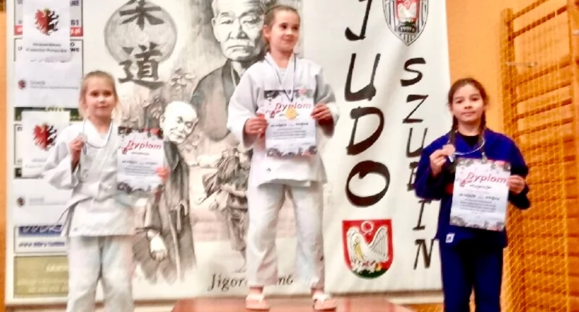 Dobre walki barcińskich judoków w Szubinie. Agata Banaszak na podium