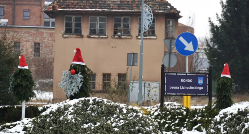 Gwiazdka w Żninie: świerk z Wenecji, iluminacje z plastiku i trzciny cukrowej