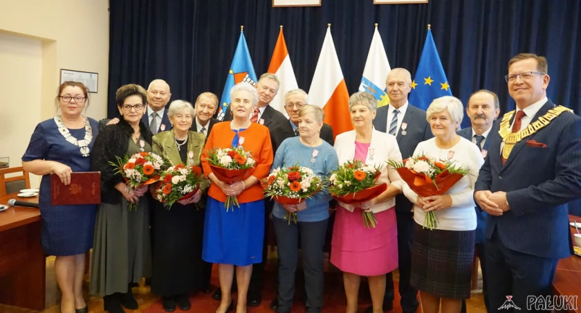 Dla trwałości małżeństwa potrzebna miłość i zdrowie. I tego życzą Jubilaci z gminy Żnin wszystkim młodym parom (wideo + zdjęcia)