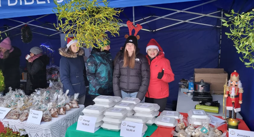 Skrzaty, pierogi, pierniki gościły na kcyńskim Rynku (foto)