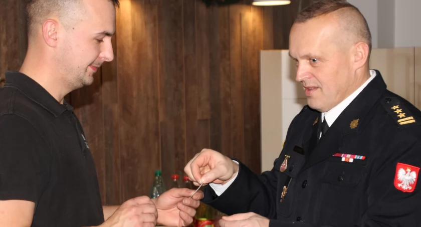 Strażacka wigilia OSP Gąsawa w Przystani Biskupińskiej (galeria zdjęć)