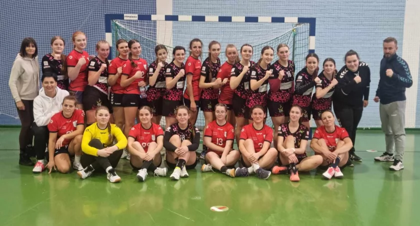 Szczypiornistki z Kcyni walczyły w Paterku 