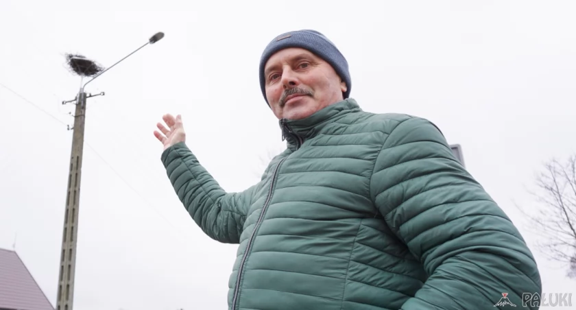 Nowe platformy w Wiewiórczynie. Bociany będą mogły stworzyć w nich bezpieczny dom