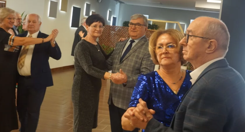 Bawią się studenci w Żninie (wideo + zdjęcia)