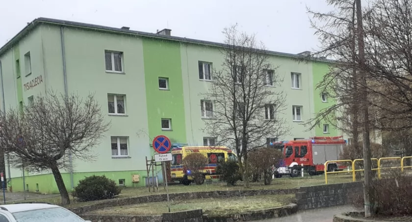 Strażacy otworzyli drzwi - w środku znaleźli nieżyjącego mężczyznę