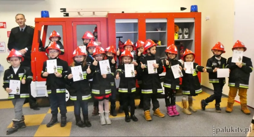 Dziadku, w ferie weź wnuki na spacer do żnińskiej strażnicy - atrakcja na 102! 
