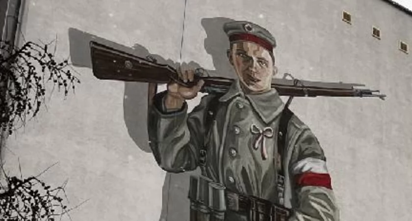 Odsłonięcie muralu w Rynarzewie, szkoła podstawowa uczciła pamięć Powstańców Wielkopolskich