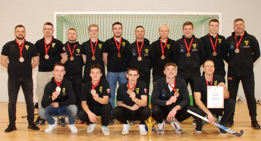 LKS Gąsawa brązowym medalistą mistrzostw Polski, Jakub Janicki najlepszym zawodnikiem (galeria) 