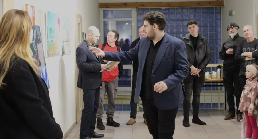 Nowe cykle Kamila Rutkowskiego, wernisaż w szubińskiej bibliotece (zdjęcia)