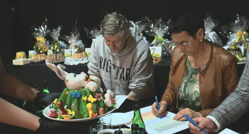 Wielkanocny klimat na rynku w Janowcu. W sobotę kiermasz i dwa kulinarne konkursy 
