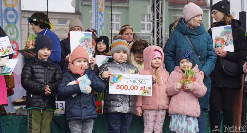 W wielkanocnym konkursie rywalizowało 17 wypieków i 4 koła gospodyń  (wideo + zdjęcia)
