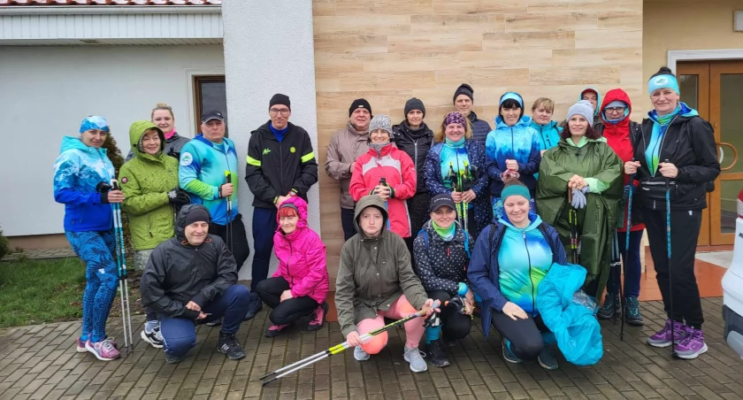 Ekstremalny zamiast wiosennego - marsz Nordic Walking w Turzynie 