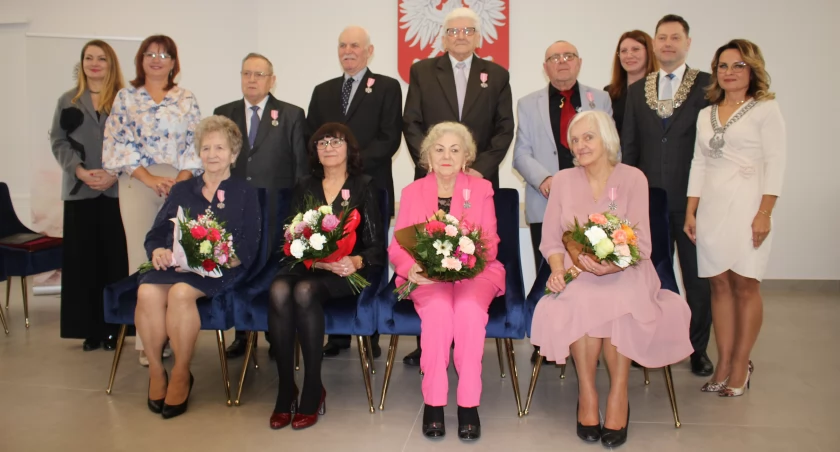 Dostojni jubilaci otrzymali medale za długoletnie pożycie małżeńskie (galeria)