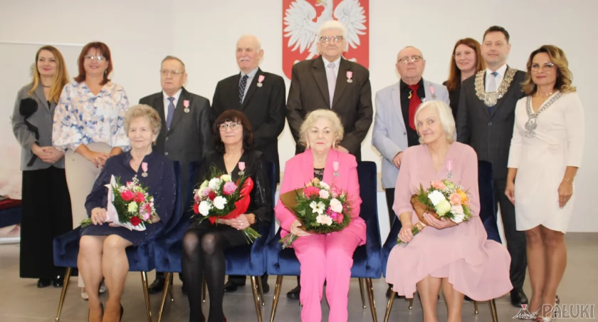 Dostojni jubilaci z gminy Szubin otrzymali medale za długoletnie pożycie małżeńskie